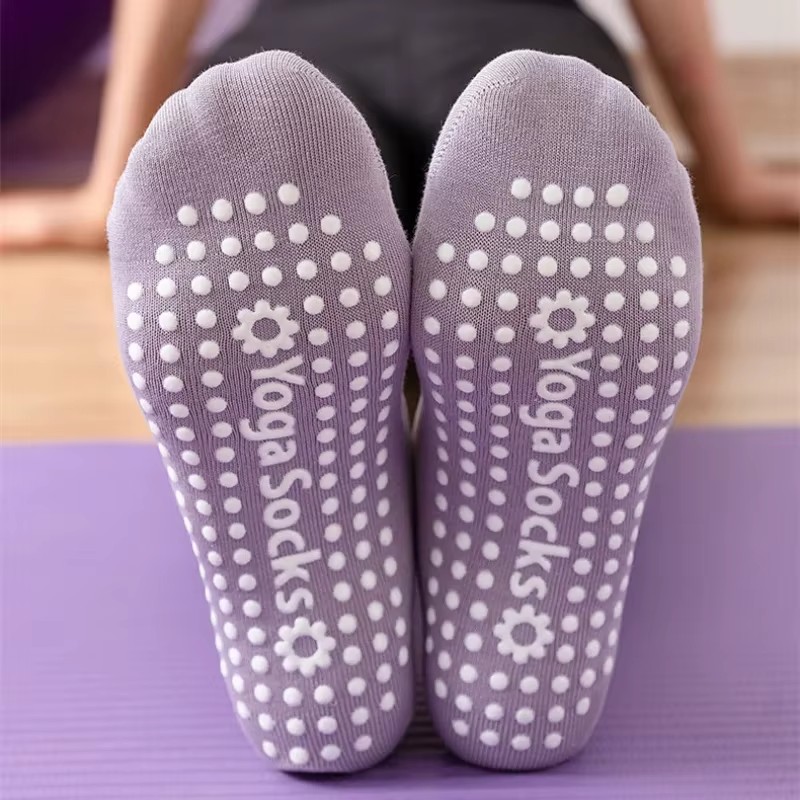 Дышащие полотенца, носки для й – обзор и цена Fitness Yoga Pilates